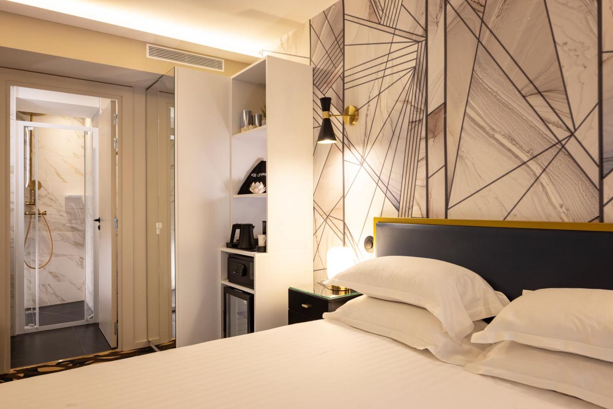 Mondial Hotel Parijs
